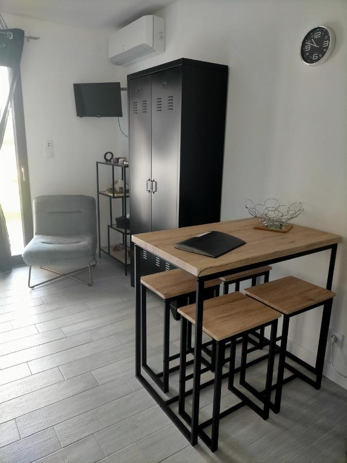 Le Klelogi Hotell Fontvieille Exteriör bild